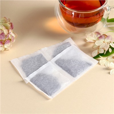 Чай подарочный чёрный «Поздравляю с 8 Марта», 40 г (20 пакетиков × 2 г).