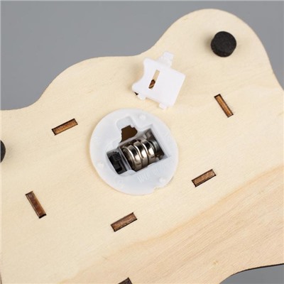 Светодиодная фигура «Дом с оленем» 11×15×3 см, дерево, батарейки LR41×3 (в комплекте), свечение тёплое белое