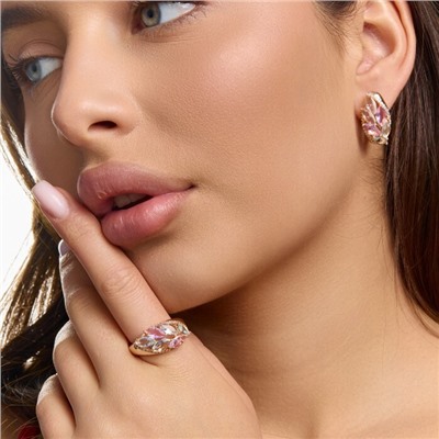 Комплект ювелирной бижутерии коллекция "Дубай" серьги и кольцо 18 р, покрытие позолота, вставка: фианиты и цирконы, цвет: розовый и прозрачный, арт.215.666-18