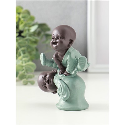 Фигурка полистоун «Маленькие будды - игра в чехарду», зелёно-коричневый, 4.7×9.3×11 см