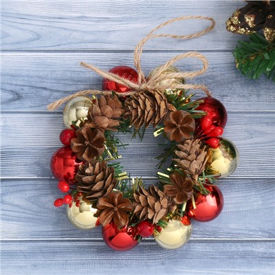 Венок новогодний d=10 см «Зимнее волшебство. Уютная сказка», с шишками