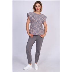 Женский костюм с брюками и футболкой 347