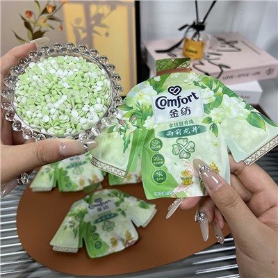 Парфюм-кондиционер для стирки в цветочных гранулах Comfort, 25 гр.  ЖАСМИНОВЫЙ ЧАЙ