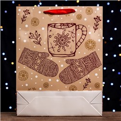 Пакет подарочный новогодний ламинированный вертикальный «Зимних радостей», 33×42×10 см