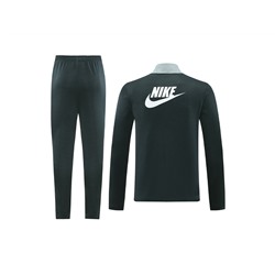 Спортивный костюм Nike