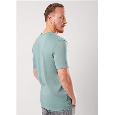 Футболка мужская