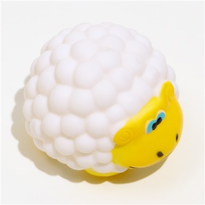 Игрушка пищащая «Барашек», 8×6 см, белая