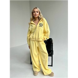 Спортивный костюм #23040137