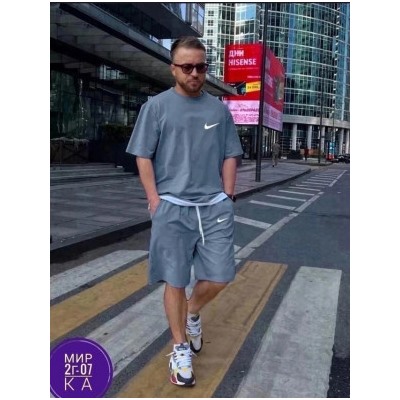 Спортивный костюм #22972650