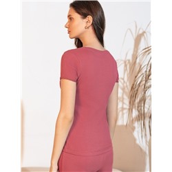 Футболка с круглым вырезом из фактурного трикотажа в рубчик