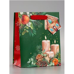 Пакет подарочный новогодний ламинированный с тиснением «Уют», люкс, 18×22.3×10 см