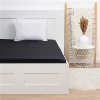 Простыня 1.5-спальная «Этель» Jet black, 150×215 см, мако-сатин, хлопок 100%