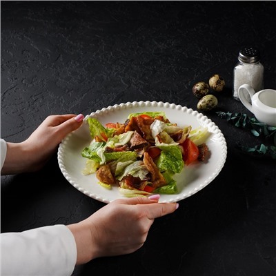 Тарелка Magistro «Лакомка», d=25 см, фарфор, белая