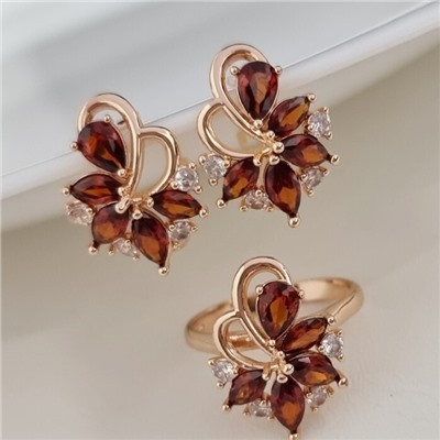 Комплект ювелирной бижутерии коллекция "Дубай" серьги и кольцо 19 р, покрытие позолота, вставка: фианиты, цвет: оранжево-красный и прозрачный, арт.215.478-19