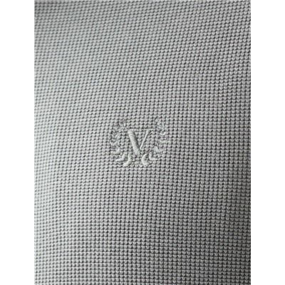 Лонгслив из мягкого фактурного трикотажа с плетеным воротником поло на молнии