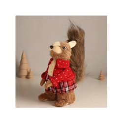Фигурка «Белочка в клетчатой юбочке и вязаном свитере», 11×17×20 см