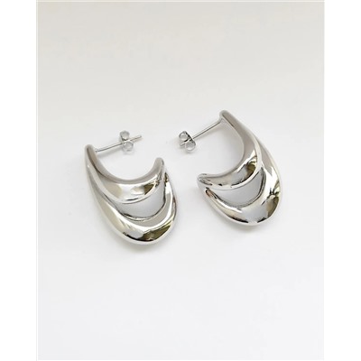 Стильные серьги