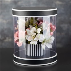 Коробка подарочная для цветов и букетов, 22×22×26 см