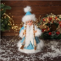 Снегурочка под ёлку «В пушистой шубке, с фонариком» двигается, с подсветкой, 30×18 см, голубой