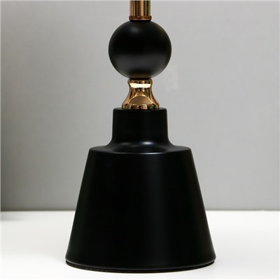 Настольная лампа "Алессандра" E27 40Вт черный 25х25х30 см RISALUX