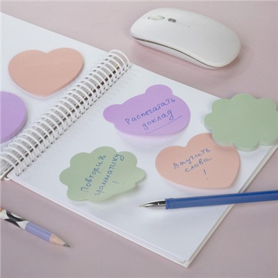 Бумага для заметок с клеевым краем 70х70 мм 50 листов фигурная "Flower" европодвес 090340 Хатбер