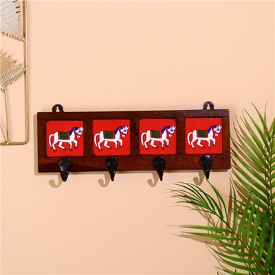 Вешалка «Караван. Лошади», 22×4×12 см, 4 крючка, дерево, МИКС
