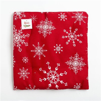 Подушка на стул новогодняя «Белые снежинки», 42×42×5 см, красная