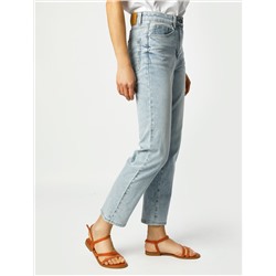 Прямые джинсы из эластичного денима