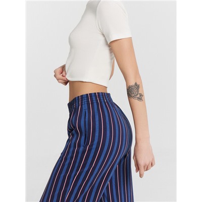 КОМПЛЕКТ ЖЕНСКИЙ (ФУТБОЛКА, БРЮКИ) 592588