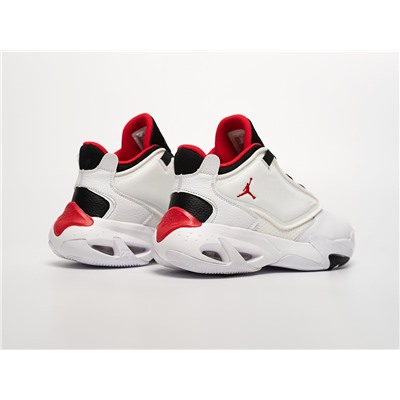 Кроссовки Jordan Max Aura 4