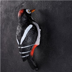 Садовая фигура из полистоуна «Дятел», подвесная, 10.5×9×23.5 см