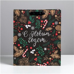 Пакет подарочный новогодний крафтовый «Еловый лес», ML 23×27×11.5 см