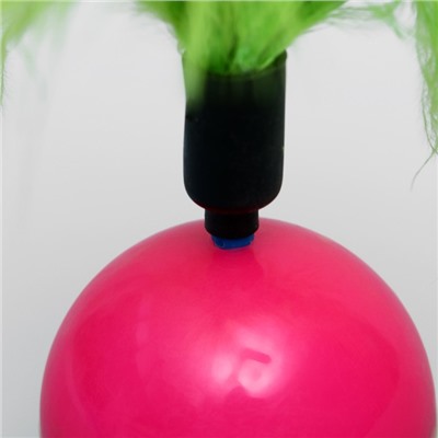 Игрушка-неваляшка для кошек с пухом, пластик, цвет МИКС