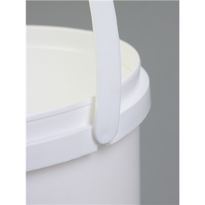 Ведро «ПластоС», с герметичной крышкой, d=20.5 см, h=21.5 см, цвет белый, 5 л.