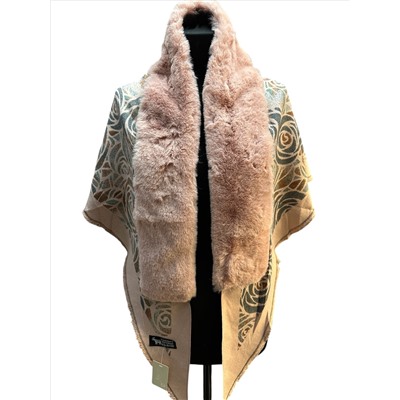 Платок-накидка с мехом