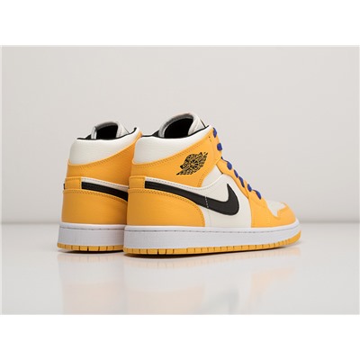 Кроссовки Nike Air Jordan 1 Mid
