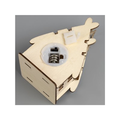 Ёлочная игрушка «Домик с оленем», 7.7×11×6 см, 1 LED, от батареек, свечение тёплое белое