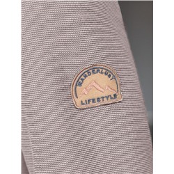 Джемпер легкий из фактурного эластичного трикотажа с принтом