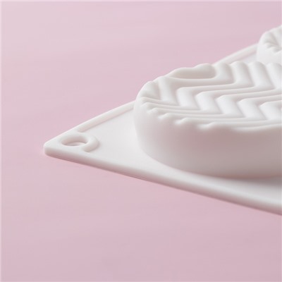 Форма для муссовых десертов и выпечки Доляна «Твид», силикон, 29.5×17×1.4 см, 8 ячеек (d=6 см), белая