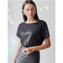 Нарядная футболка с принтом пайетками