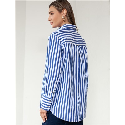 Блузка свободного силуэта с золотистыми пуговицами