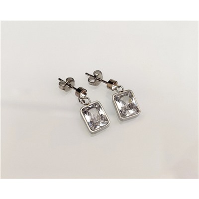 Серьги из стали