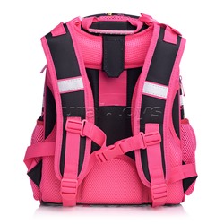 Рюкзак каркасный "Барби" формованный из полимеров, материал: нейлон, полиэстер, полноцветная печать, глиттер, вышивка, аппликация. 2 отделения на молнии, 2 бегунка на каждой молнии, 2 боковых кармана, светоотражатели , жесткая эргономичная спинка;  широки