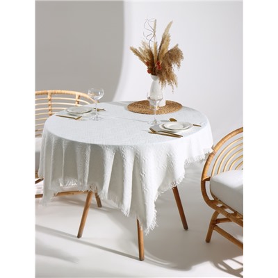 Скатерть «Этель», белая, фактурная, 130×130 см