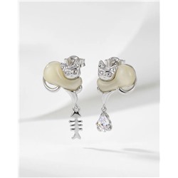 Стильные серьги