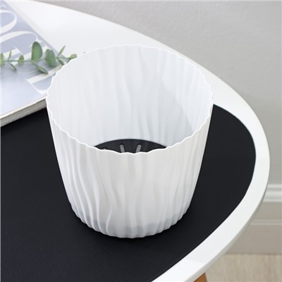 Кашпо для цветов со вставкой «Волна», 2 л, d=16 см, h=13.5 см, цвет белый