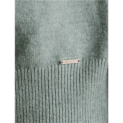 Свитер из пряжи с кашемиром