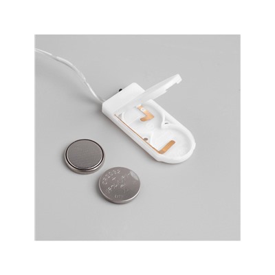 Гирлянда «Нить» 2 м роса, IP20, серебристая нить, 20 LED, батарейки CR2032×2 (в комплекте), свечение фиолетовое