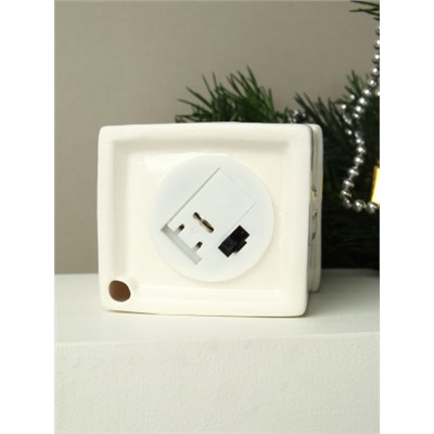 Фигурка Домик с подсветкой 12 см новогодний / YZ19670 /уп 72/LED