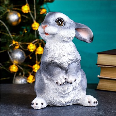 Садовая фигура из полистоуна «Зайка-лапочка», 24×18×17 см